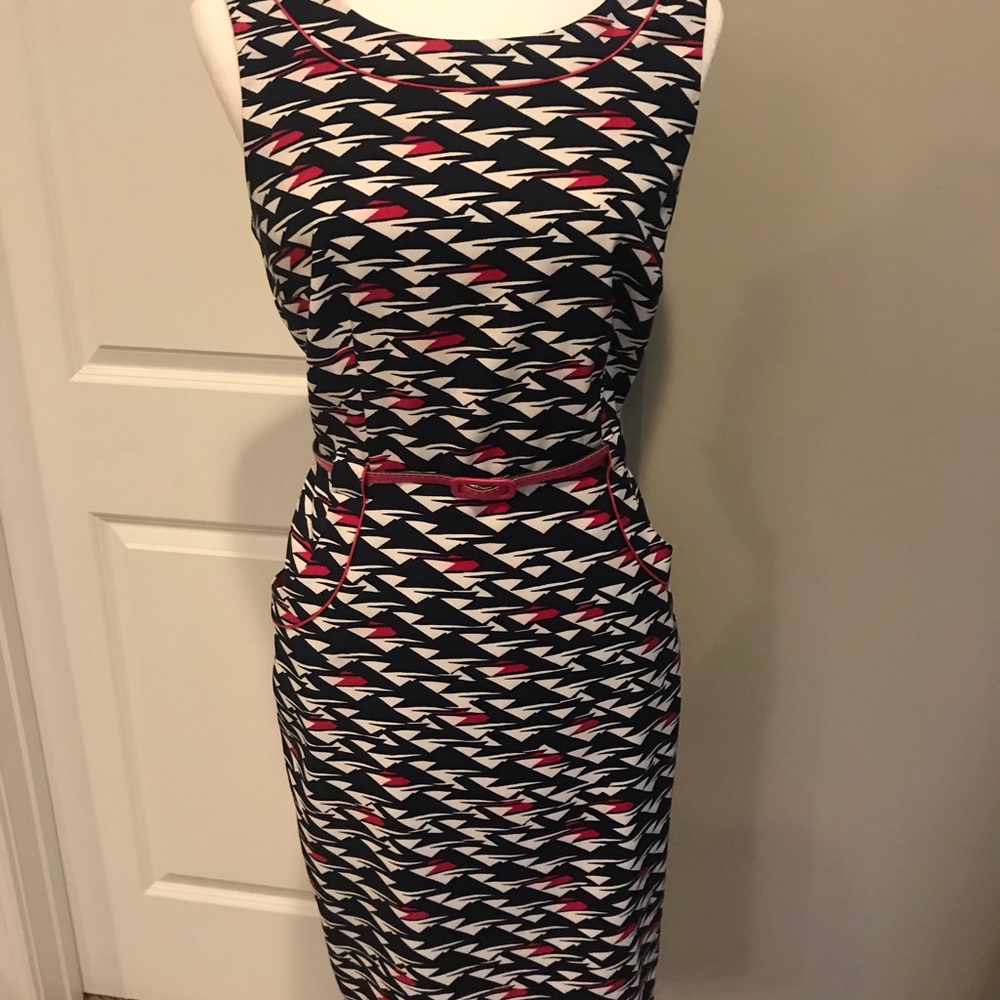 Dress. Pink and navy